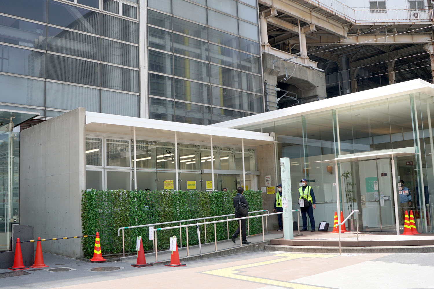 秋葉原 オアシス@akiba 喫煙所 休憩