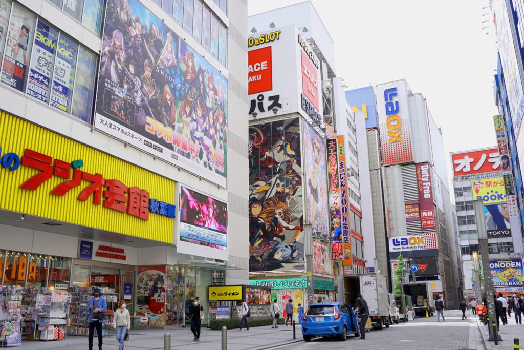 秋葉原のトイレ・喫煙所事情