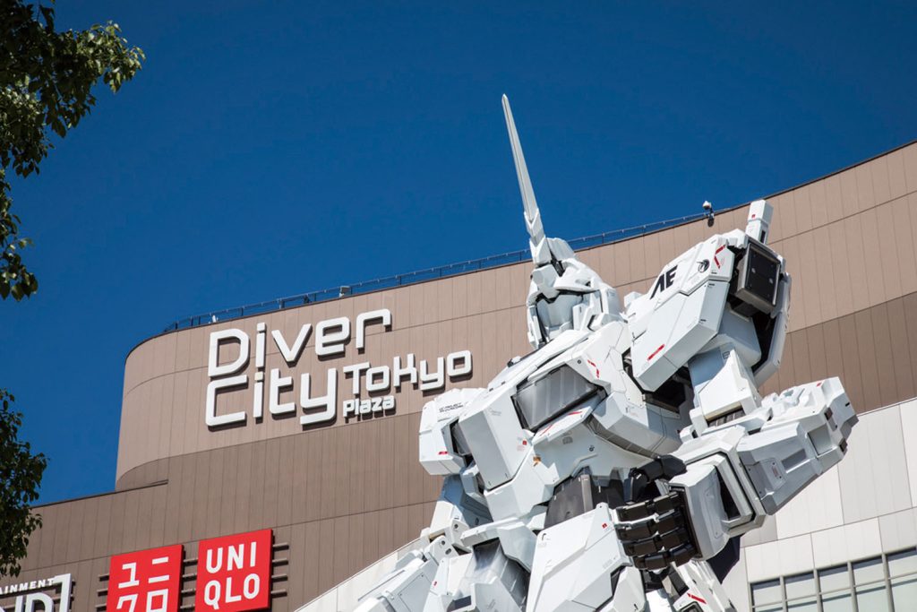 圧倒的な存在感! お台場の映えスポット「実物大ユニコーンガンダム立像」
