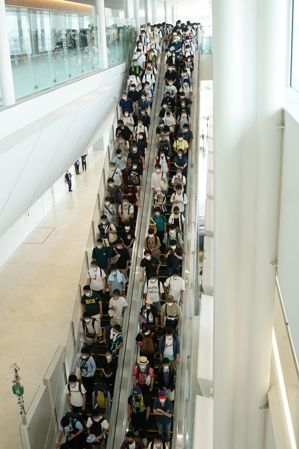 C100 夏コミ 待機列 コミケ