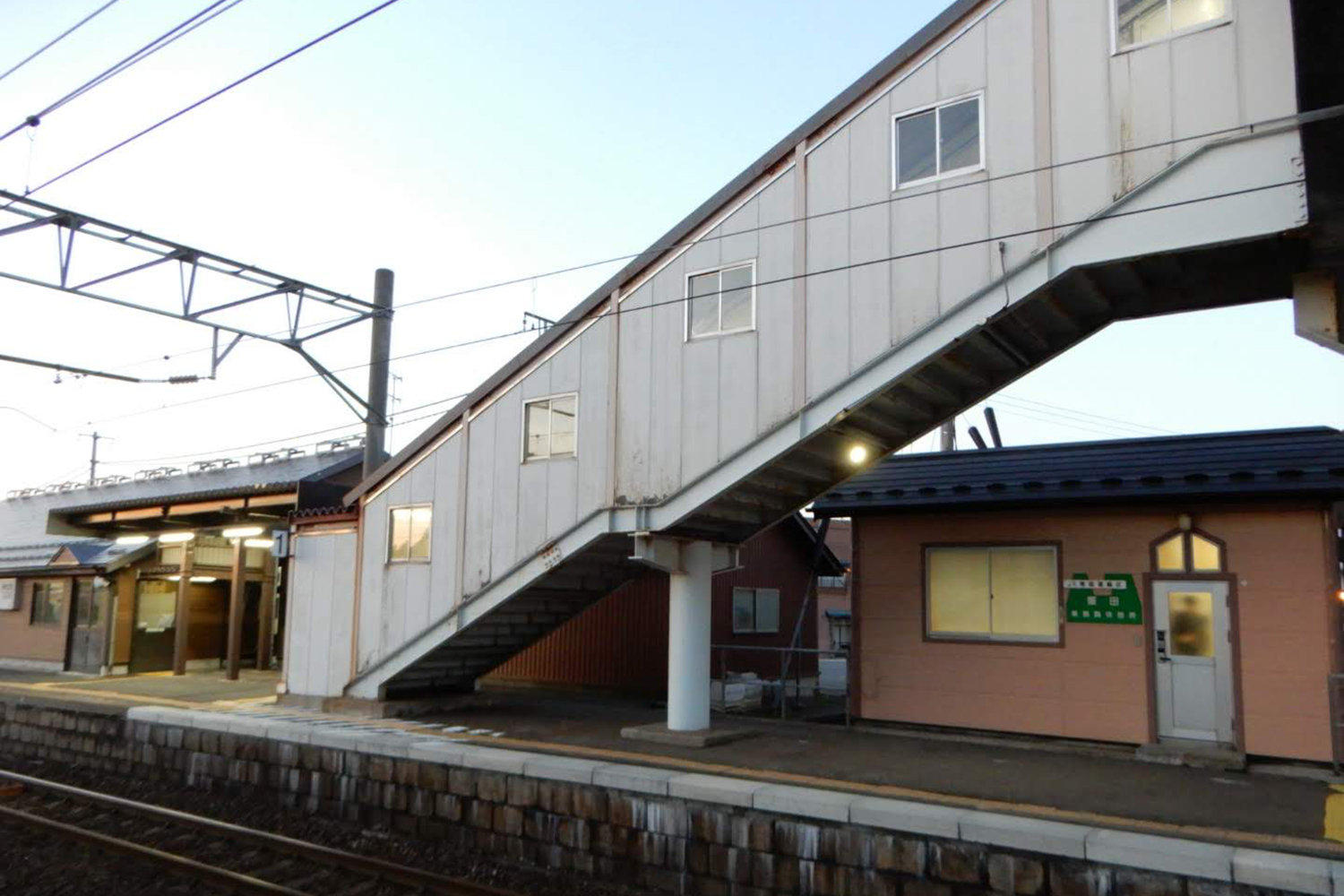 蟹田駅 跨線橋