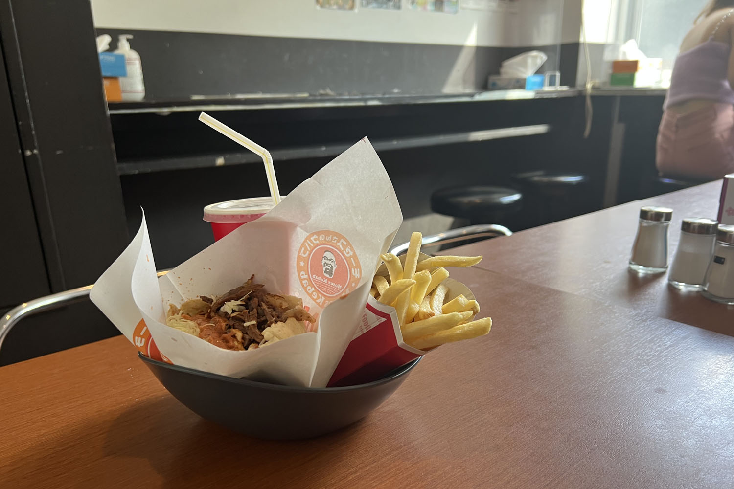 ケバブ 秋葉原 モーゼスさんのケバブ 朝5時