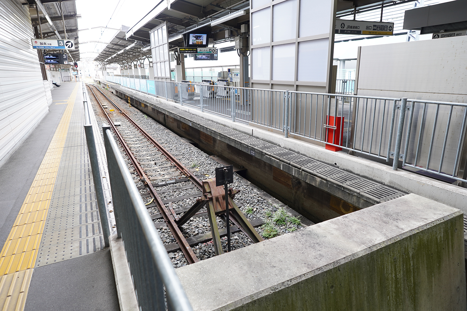 聖地巡礼 サマータイムレンダ 和歌山市駅