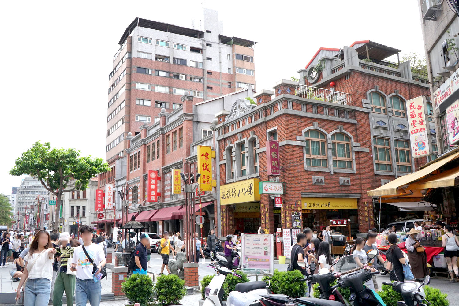 台湾 台北 迪化街 永楽市場 永樂担仔麵 孤独のグルメ 五郎さん 原味魯肉飯 老竹子三發包子
