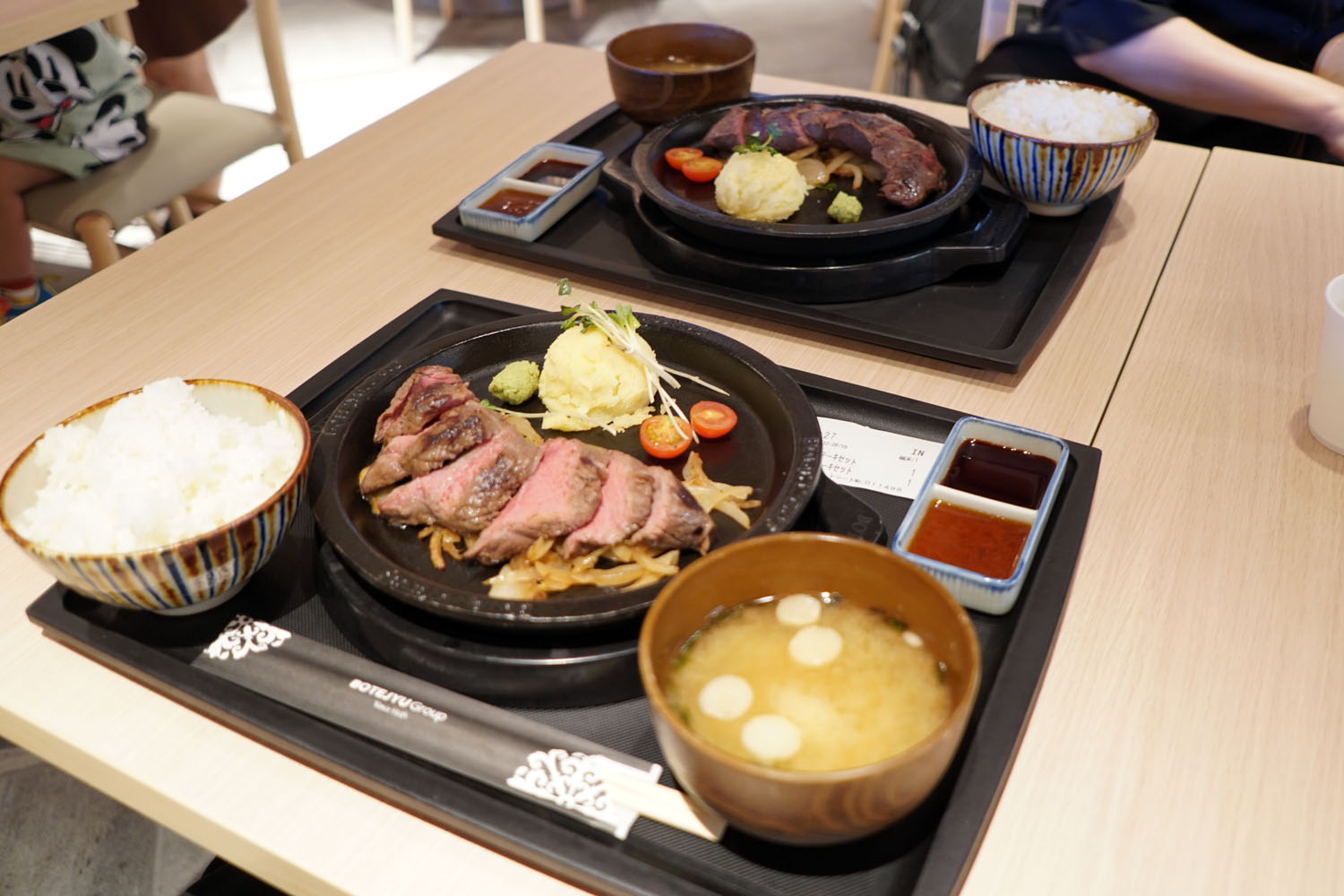 成田国際空港　第2ターミナル　プライオリティ・パス　Priority Pass　鉄板焼 道頓堀 くり田　JAPAN FOOD HALL　ステーキ