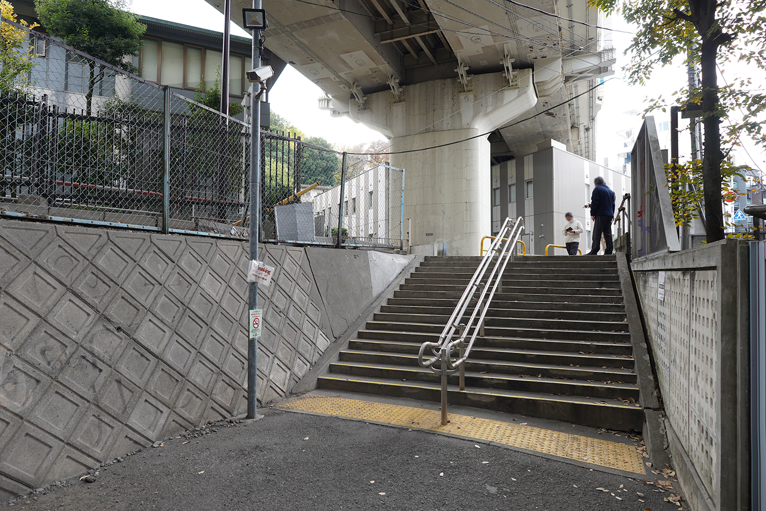 聖地巡礼 呪術廻戦 名鉄協商パーキング 渋谷第12代々木1丁目駐輪場