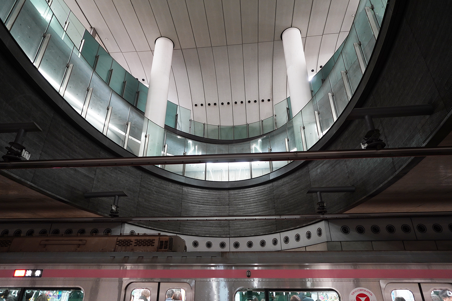 聖地巡礼 呪術廻戦 副都心線 渋谷駅5・6番線プラットホーム