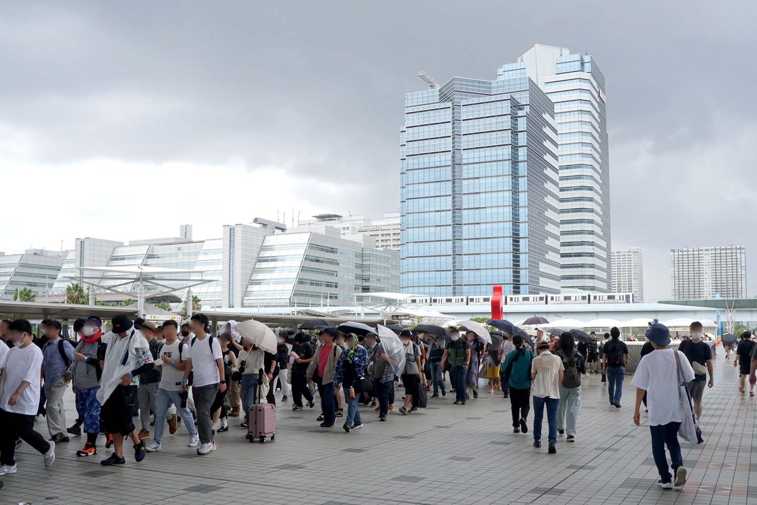 C103　冬コミ　寒さ対策　雨　雪　参加マニュアル　ゲリラ豪雨