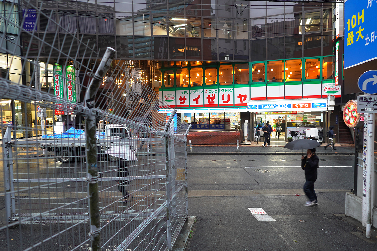 聖地巡礼 夜のクラゲは泳げない