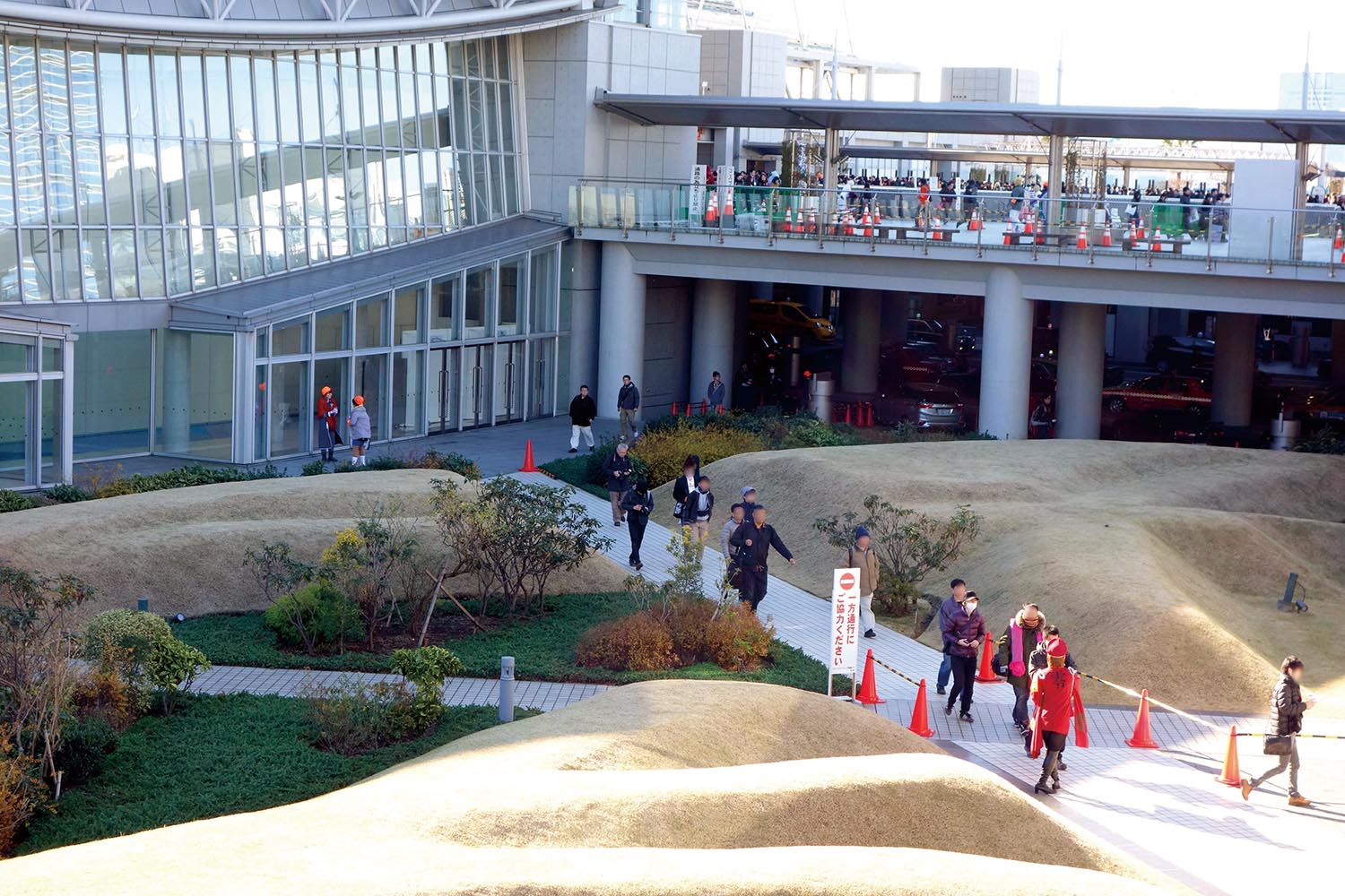 C106　コミケ　夏コミ　コスプレエリア　庭園